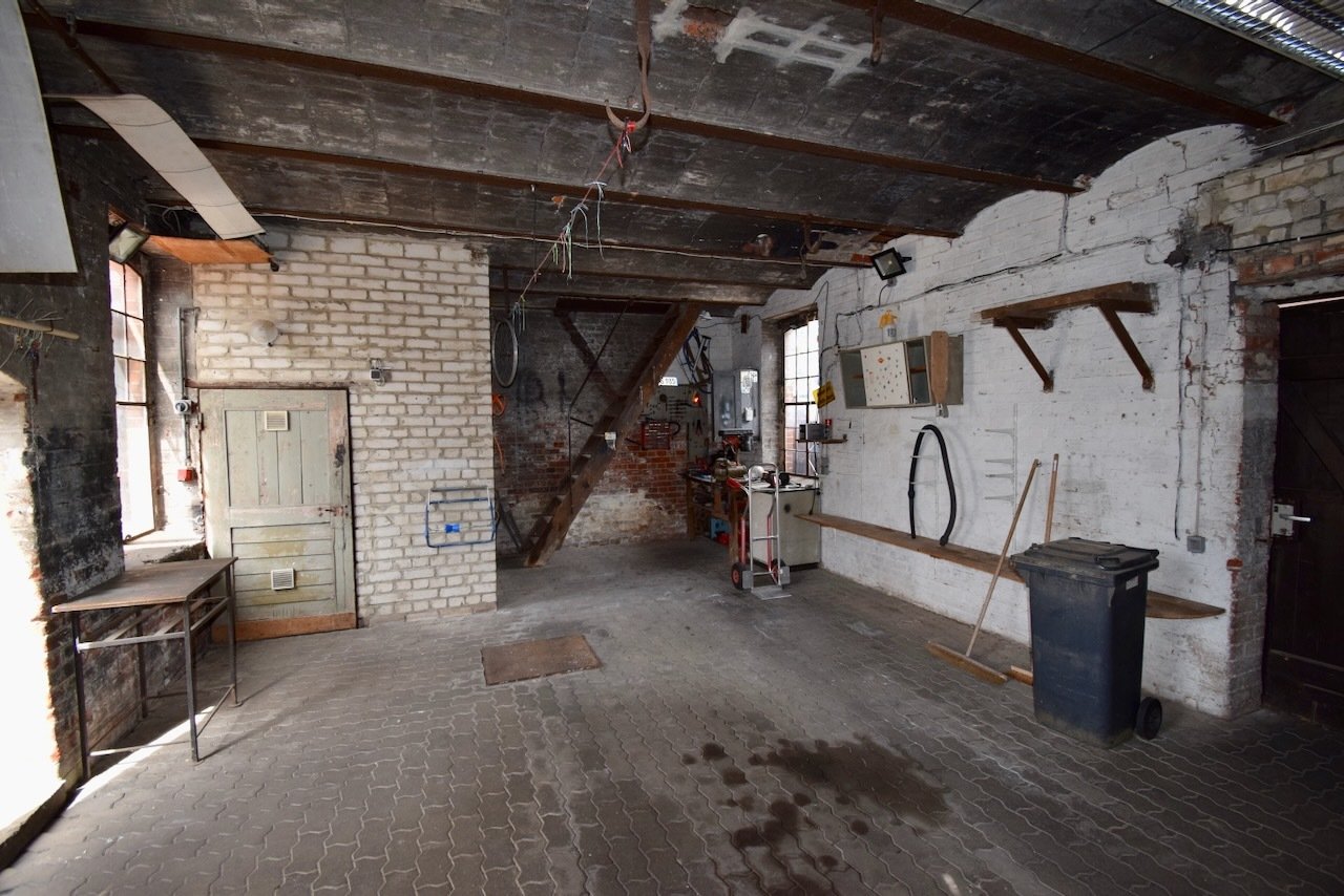 Werkstatt/ Garage